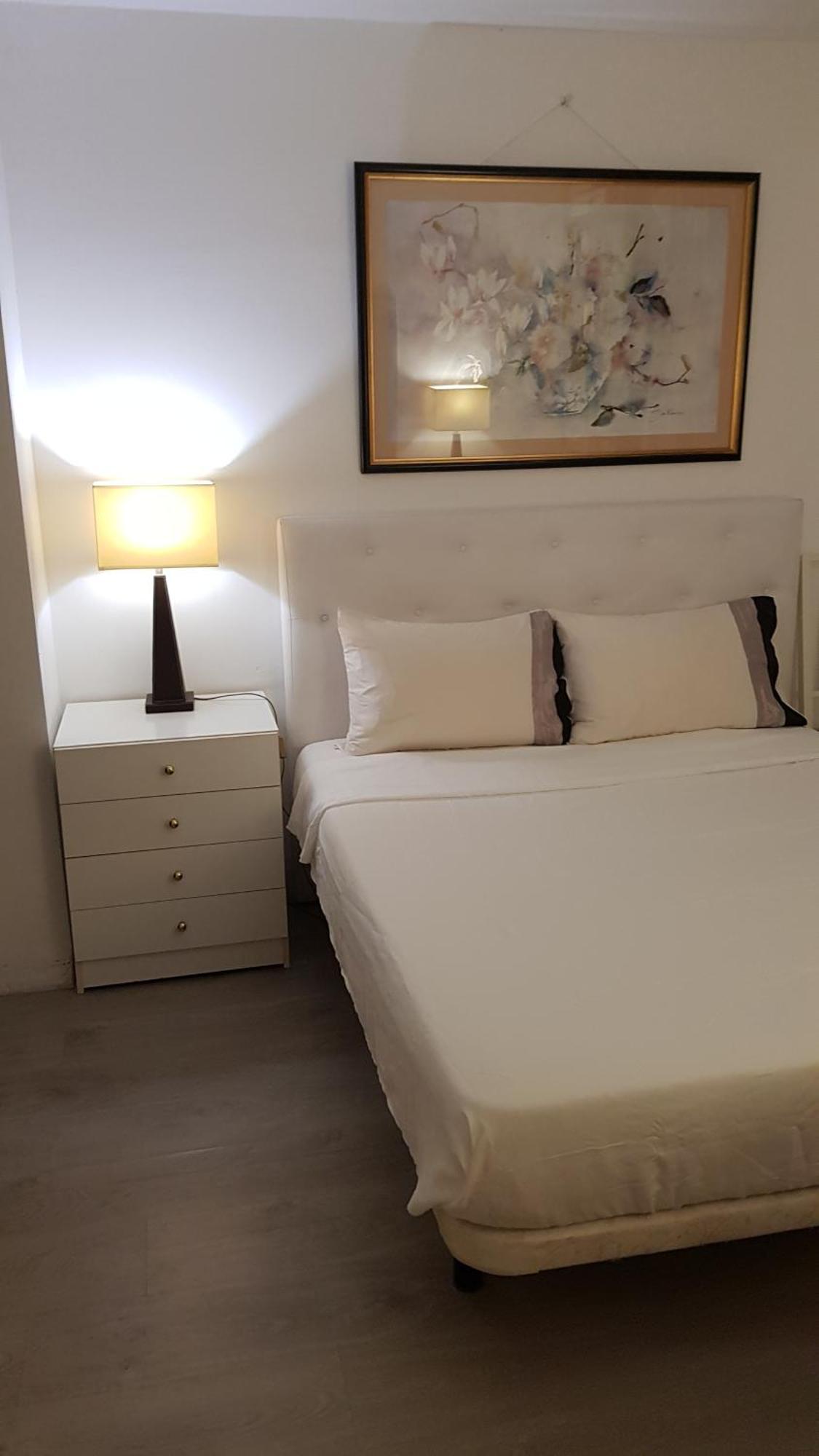 Little Peaceful Retreat Room With Bath, Heating, Terrace, Free Wifi Fridge Easy Parking Marbella Exterior foto